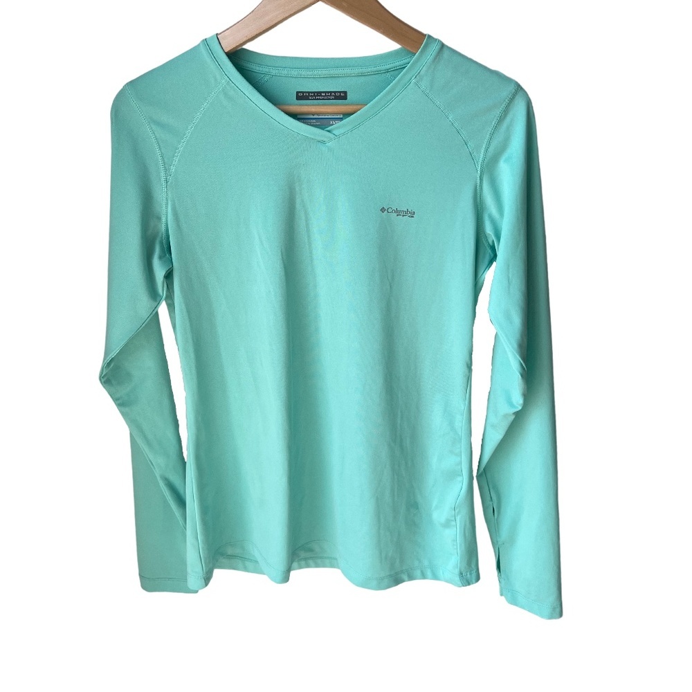 SOLD - Columbia Long Sleeve Top - Picture 3 of 6
